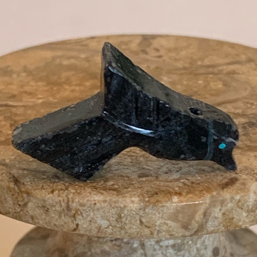 Zuni Carved Black Bird Fetish Bead Drilled Stone Native American Animal Carving